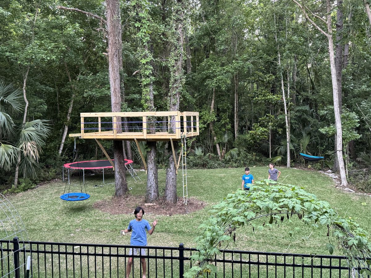 Custom treehouse build, Central Florida